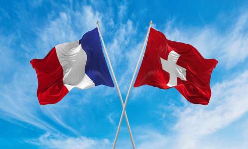 Inquiétudes en Suisse face aux turbulences politiques en France et en Europe