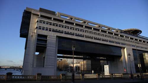 Bercy casse un prêt de 1,3 million d’euros accordé par un député ciottiste à une entreprise fantôme