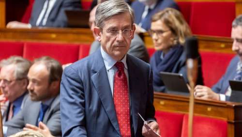 Charles de Courson alerte sur un budget 2024 en péril : « Le mur est juste devant nous »