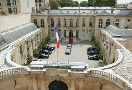 Matignon : le PS, les Écologistes et le PCF appellent à « une candidature commune issue de la société civile »