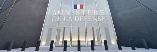 La loi de programmation militaire promulguée il y a un an est déjà en grand danger