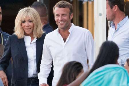 Emmanuel et Brigitte Macron endeuillés par la perte d’un proche pendant leurs vacances à Brégançon