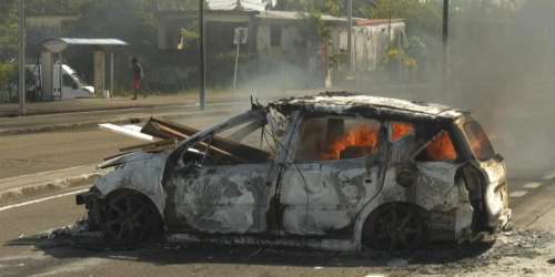 Martinique : une île sous tension face à la vie chère