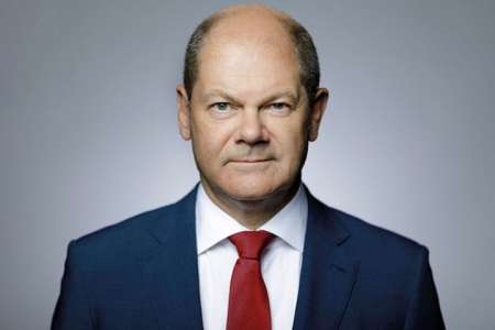 Olaf Scholz remporte une victoire serrée face à l’extrême droite en Allemagne