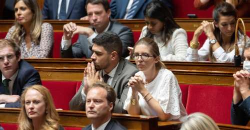 Hausse des impôts : 27 députés macronistes contestent la proposition de Michel Barnier