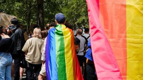 LGBT+ en France : le fossé générationnel 
