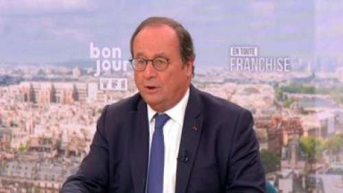 Hollande s’oppose à Mélenchon : « Les seuls drapeaux dans les lieux publics doivent être français »