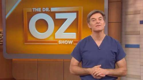  « Donald Trump confie la direction du programme public d’assurance maladie au Dr. Mehmet Oz »

Ce titre est plus concis et direct, tout en transmettant l’information principale : la nomination du Dr. Mehmet Oz à la tête du programme public d’as