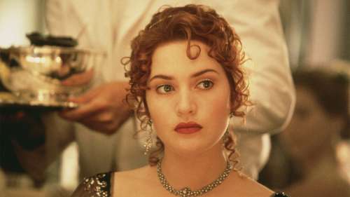 Kate Winslet en larmes en évoquant Titanic. Découvrez ces terribles critiques qui l’ont longtemps blessée…