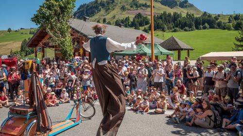 Le 28e festival Au bonheur des mômes fait le clown au Grand-Bornand