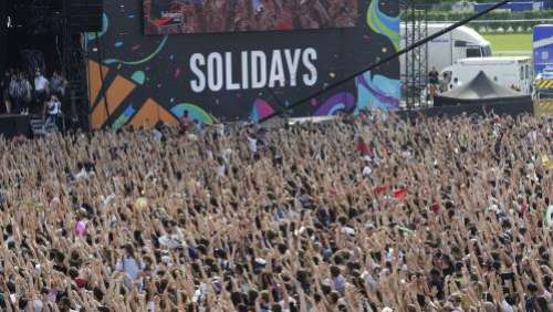 Solidays et Hellfest solidaires, un Printemps de Bourges numérique : les festivals au lendemain de l'annulation