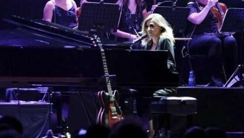 Pour soutenir les orchestre réduits au silence, Melody Gardot fait swinguer les réseaux sociaux