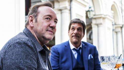 Kevin Spacey, accusé d'agressions sexuelles, revient au cinéma dans un film en tournage à Turin