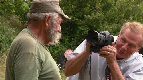 En Ardèche, le photographe Claude Fougeirol immortalise les visages des anciens