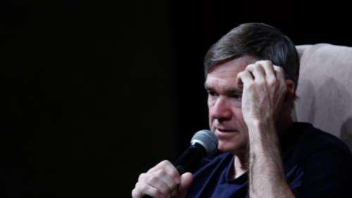 Gus Van Sant se met au théâtre, avec un spectacle sur Andy Warhol créé à Lisbonne