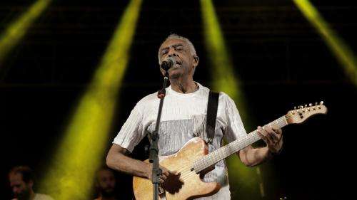 En tournée en Europe, Gilberto Gil raconte 