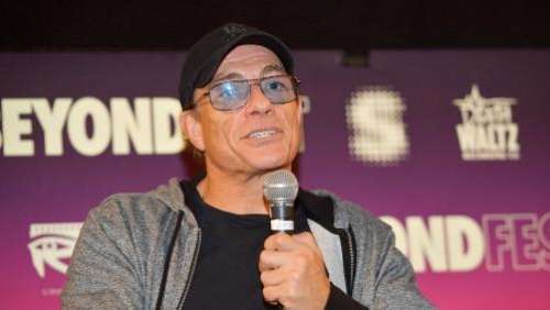 RDC : Jean-Claude Van Damme obtient un passeport diplomatique congolais