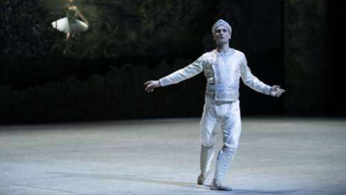 Le danseur François Alu, virtuose et transgressif, sacré étoile de l'Opéra de Paris