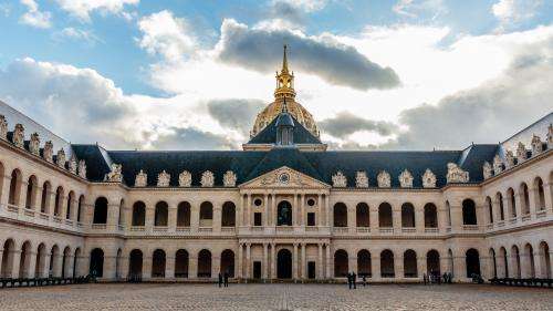 Paris : mystère après la disparition de deux canons allemands et de plusieurs objets aux Invalides