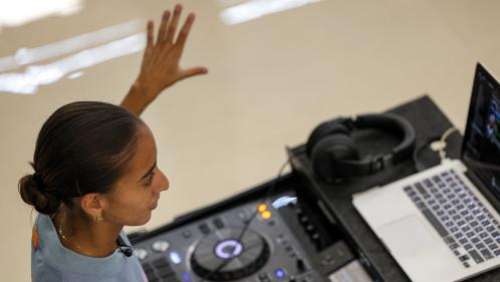 Arabie Saoudite : les femmes DJ ont le vent en poupe, un phénomène impensable il y a quelques années
