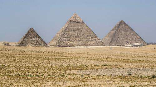 Égypte : découverte d'un tunnel caché dans la pyramide de Khéops