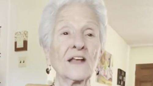 Angela Alvarez, la chanteuse cubaine qui a commencé sa carrière à 95 ans, vient d’être nommée aux Latin Grammy Awards