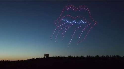 Spectacle : les drones remplacent peu à peu les feux d'artifice