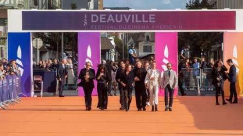 Festival du film américain de Deauville : Natalie Portman et Peter Dinklage, invités d’honneur, annulent leur venue en raison de la grève à Hollywood