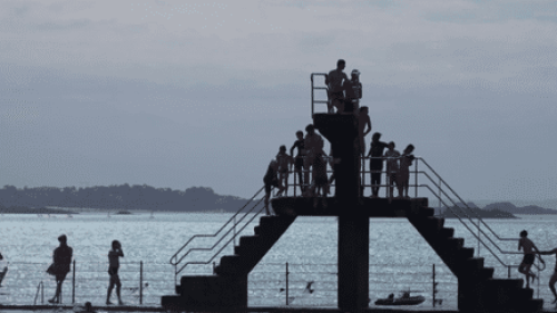 Ille-et-Vilaine : la piscine de Bon-Secours, écrin d'eau salée à Saint-Malo