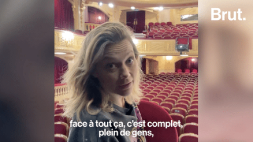 VIDEO. Avec l’humoriste Caroline Vigneaux dans les coulisses de son spectacle “In Vigneaux Veritas”