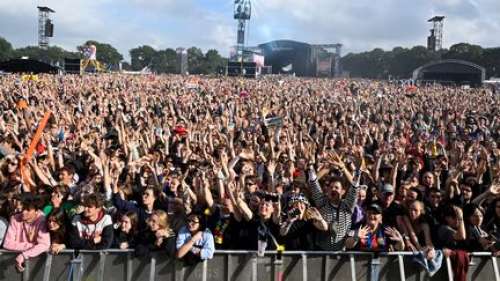 Festivals d'été : une 32e édition des Vieilles Charrues, sur fond de conflit avec la municipalité de Carhaix et de menaces d'expatriation