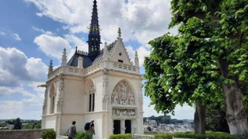 Amboise : la chapelle du château royal, restaurée, retrouve sa couleur et sa beauté