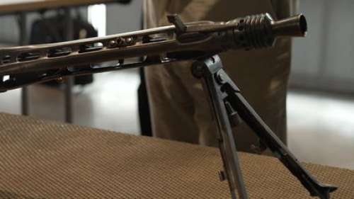 Des armes emblématiques de la Seconde guerre mondiale rejoignent les collections du musée du Débarquement d’Arromanches