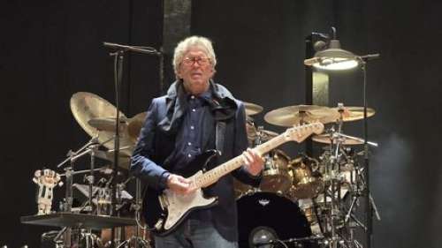 En concert pour quatre dates en France, le chanteur et guitariste de légende Eric Clapton a transpiré le blues à Lyon