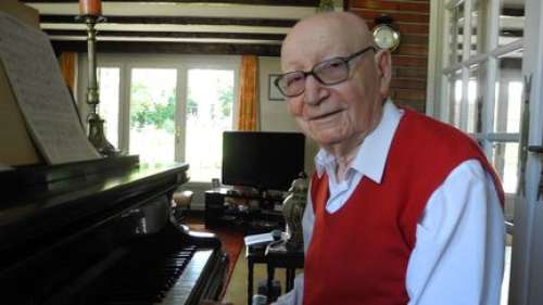 Le compositeur et chef d'orchestre Garbis Aprikian, grand passeur de la musique arménienne en France, est mort à 98 ans