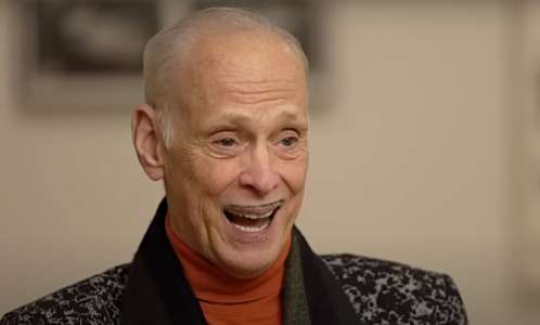 Pourquoi les enfants sont-ils exposés aux films de John Waters ?