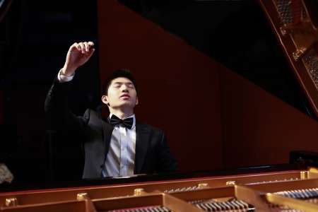 Paul Ji à ne pas rater le 19/10 au Théâtre des Champs-Elysées avec son récital Chopin