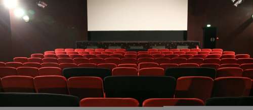 L’affluence dans les salles de cinéma dépasse le niveau d’avant Covid