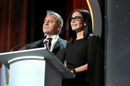 Un à un, les acteurs de « Friends » rendent hommage à Matthew Perry