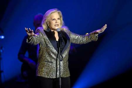 Sylvie Vartan met fin à sa carrière avec une ultime tournée