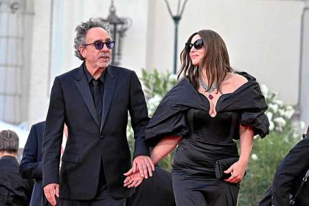 Le couple formé par Monica Bellucci et Tim Burton a illuminé la Mostra de Venise