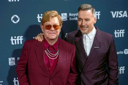 Elton John, le survivant : « Je n’ai plus de prostate, de hanche droite, ni de genou gauche »