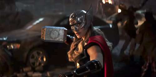 Thor 4 : une nouvelle image royale avec Natalie Portman révélée !
