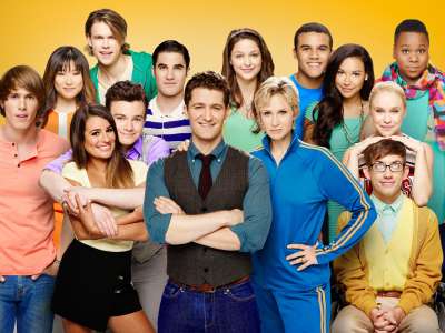 Glee : un acteur emblématique viré d’une émission de télé après un comportement déplacé ? Ce que l’on sait