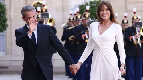 Carla Bruni en vacances avec Nicolas Sarkozy, des images intimes et complices dévoilées