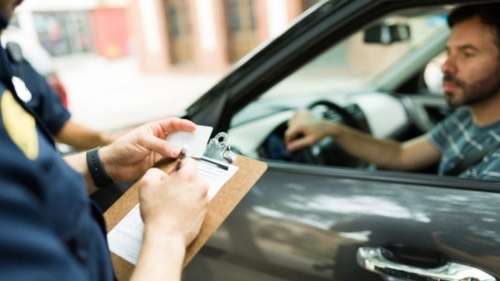 Une lourde amende pour les Français : ces équipements obligatoires dans les véhicules