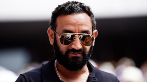 Cyril Hanouna en deuil, son père est mort après neuf mois d'hospitalisation