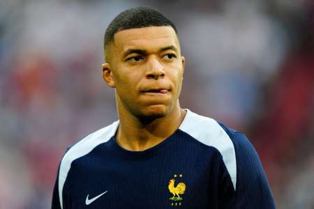 Kylian Mbappé véritable séducteur à 25 ans ? Neymar balance, 