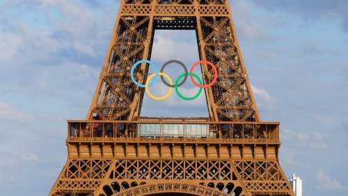 Paris 2024 : Anne Hidalgo fait une annonce concernant la Tour Eiffel, la colère gronde sur la Toile