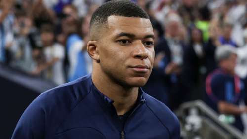 Ibrahima Konaté tacle violemment Kylian Mbappé : 